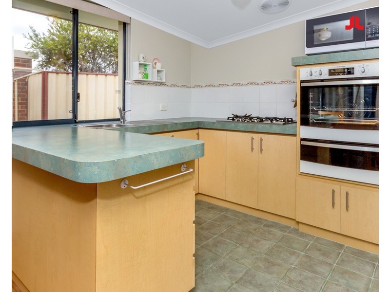2/46 Gnangara Drive, Waikiki WA 6169
