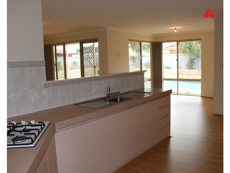 5 Orleans Drive, Port Kennedy WA 6172