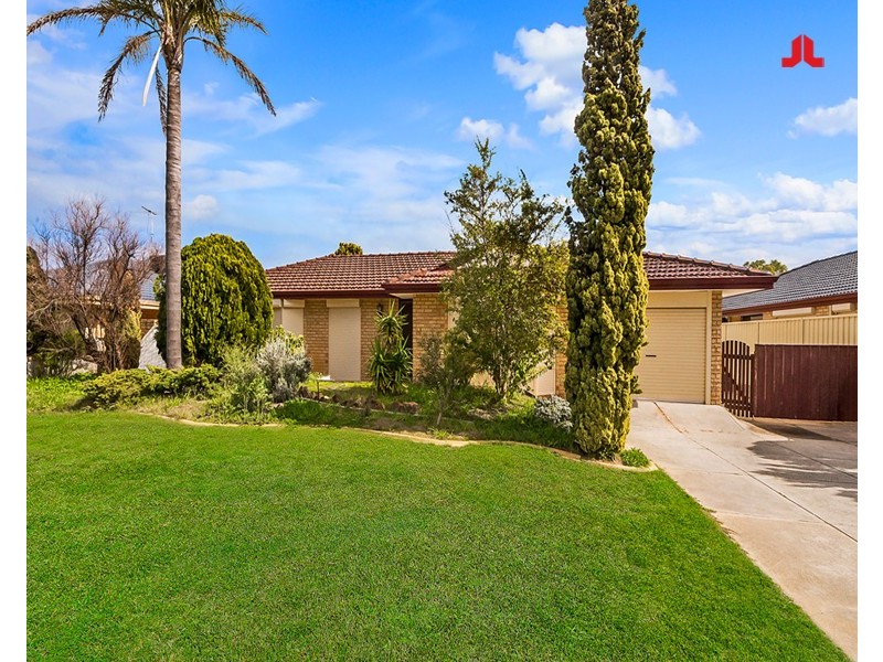 9 Florida Road, Safety Bay WA 6169