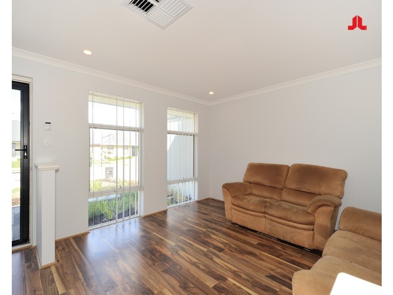 10 Maiden Way, Baldivis WA 6171