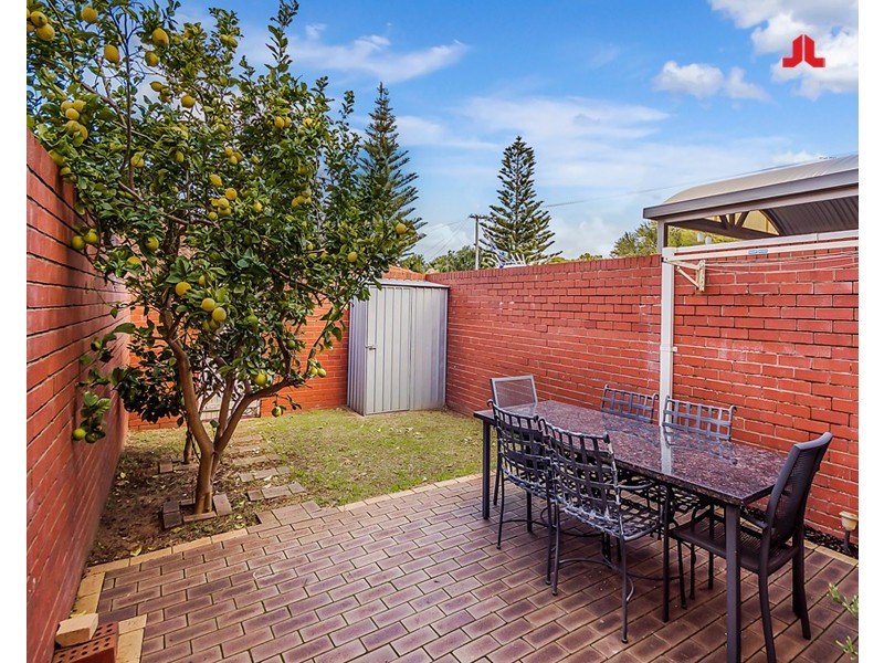 Unit 2/8 Payne Street, Shoalwater WA 6169