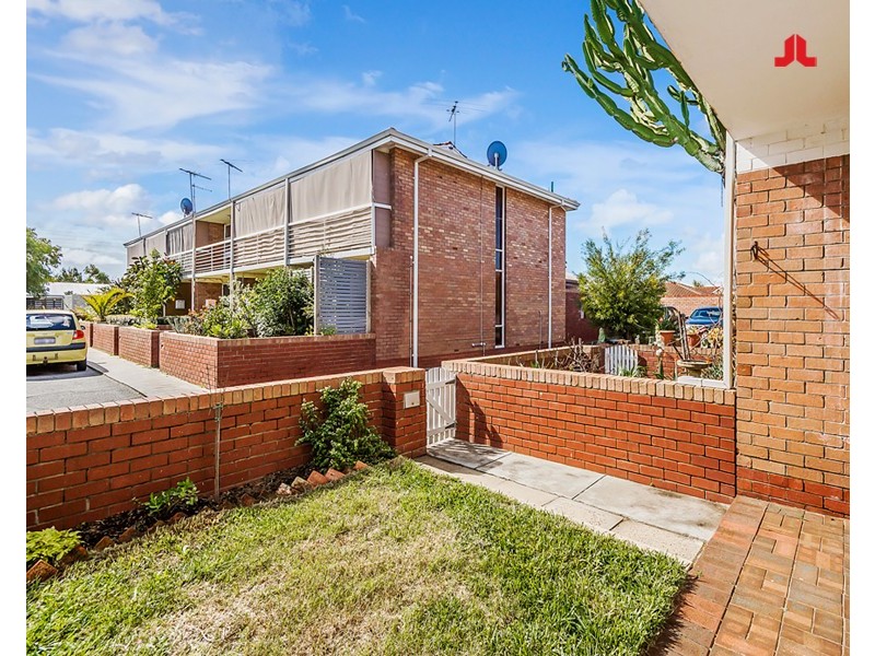 Unit 2/8 Payne Street, Shoalwater WA 6169