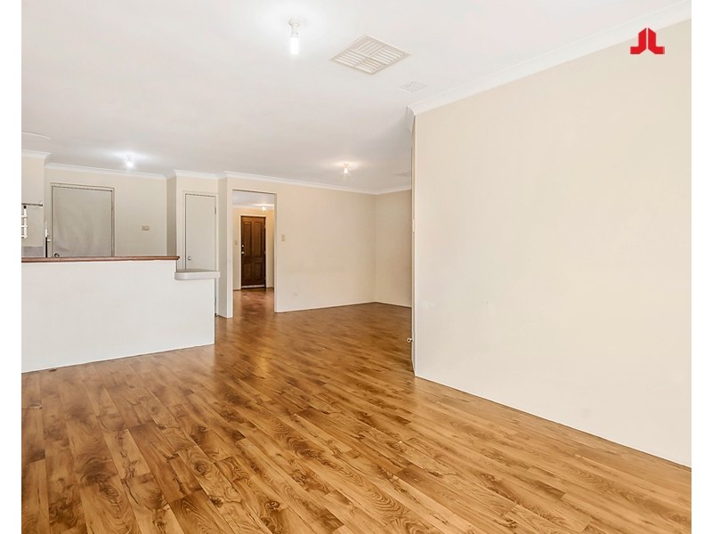 27 Nightingale Way, Warnbro WA 6169