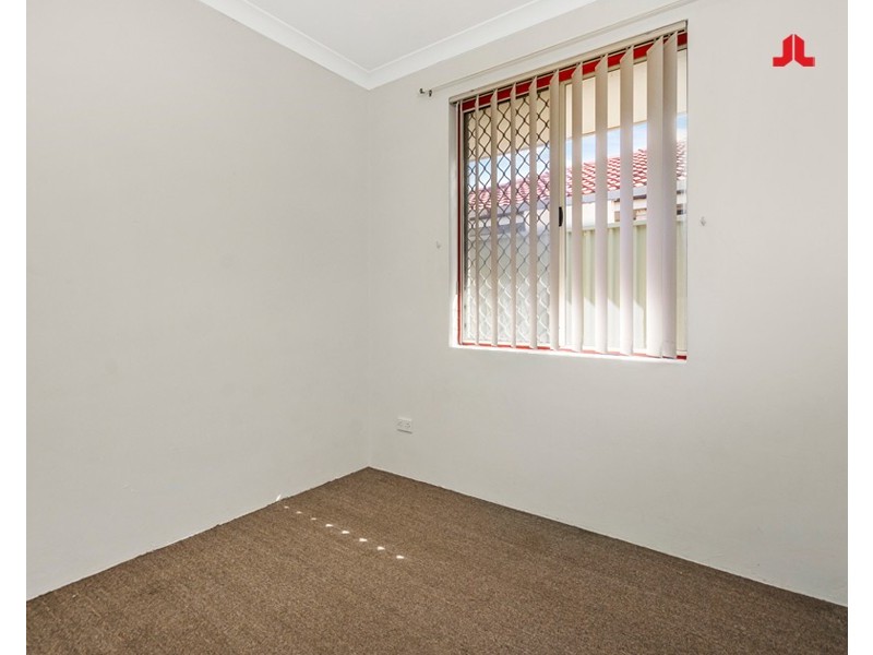 27 Nightingale Way, Warnbro WA 6169