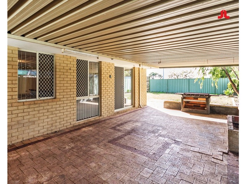 27 Nightingale Way, Warnbro WA 6169