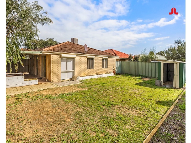 27 Nightingale Way, Warnbro WA 6169