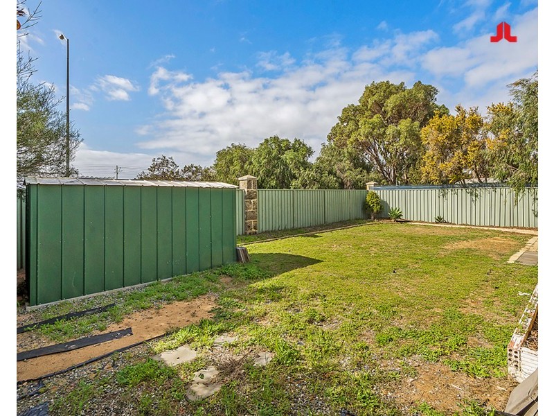 27 Nightingale Way, Warnbro WA 6169