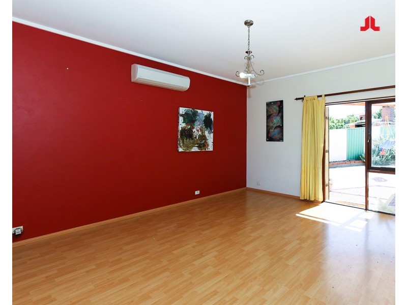 6 Malcolm Street, Spearwood WA 6163