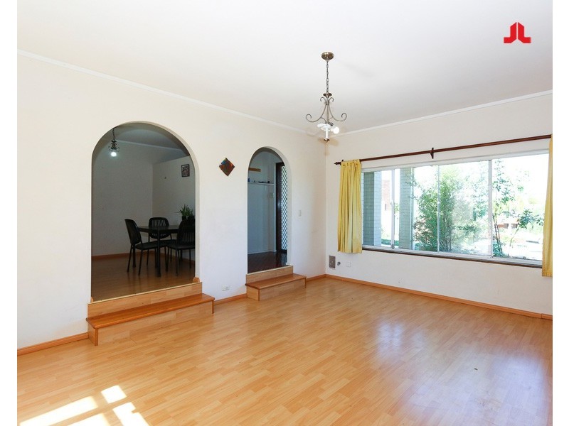 6 Malcolm Street, Spearwood WA 6163