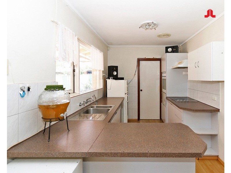 6 Malcolm Street, Spearwood WA 6163