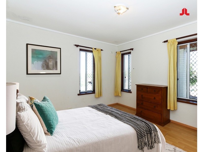 6 Malcolm Street, Spearwood WA 6163