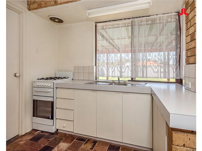 12 De Grey Close, Cooloongup WA 6168