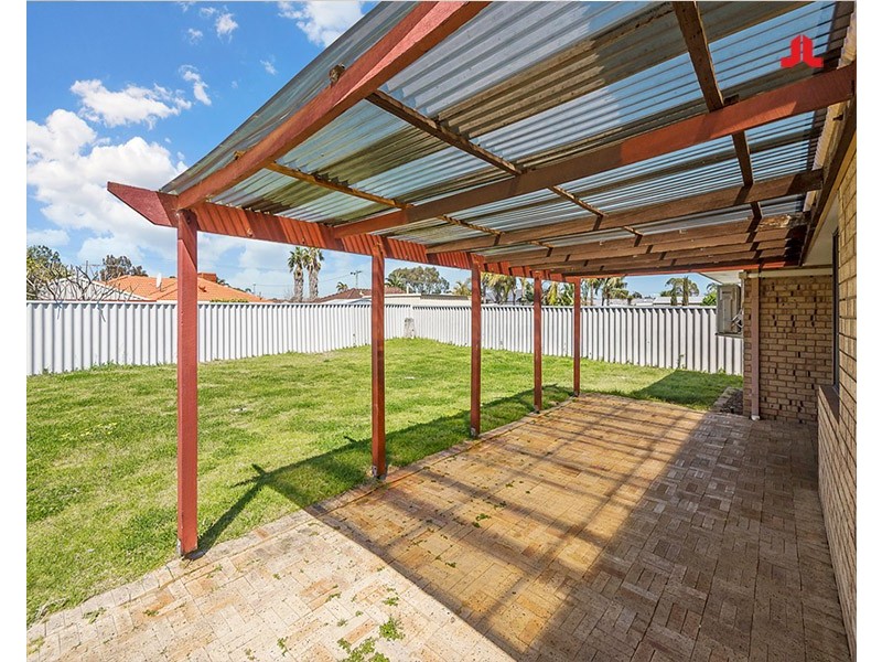 12 De Grey Close, Cooloongup WA 6168