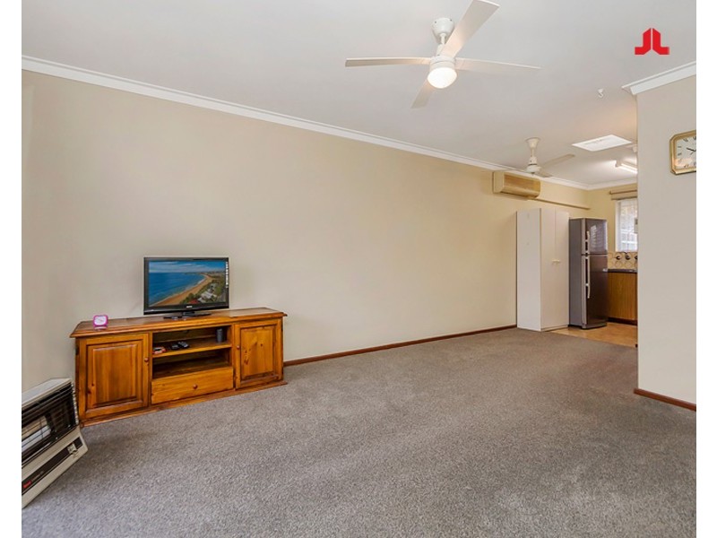 9/12 Hefron Street, Rockingham WA 6168
