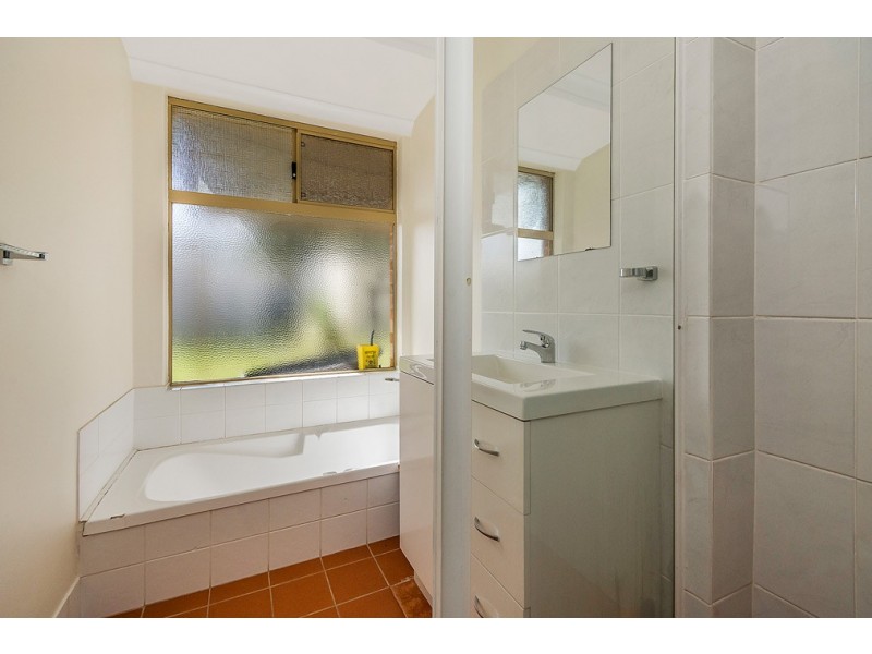 11 Narbonne Gardens, Port Kennedy WA 6172