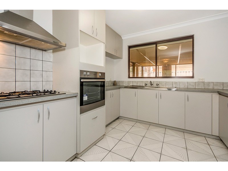 31 Nabberu Loop, Cooloongup WA 6168