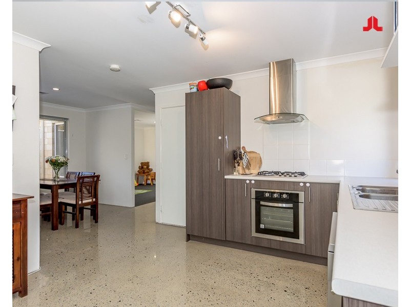 27 Ingarfield Green, Baldivis WA 6171