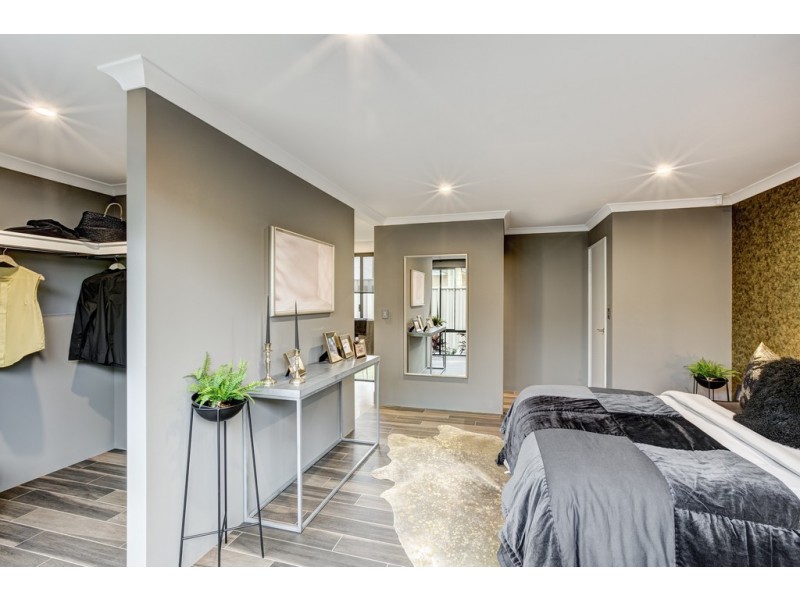 30 Calooli Grove, Golden Bay WA 6174