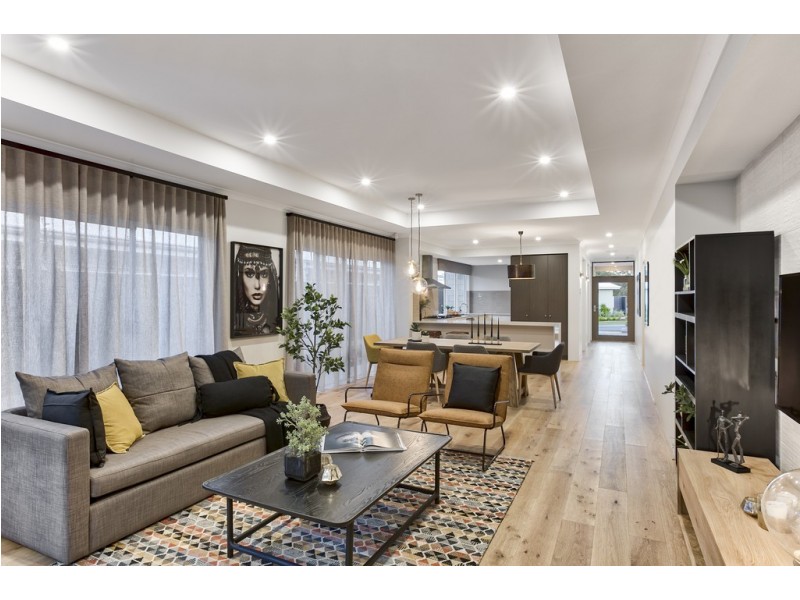 21 Gooljak Rise, Lakelands WA 6180