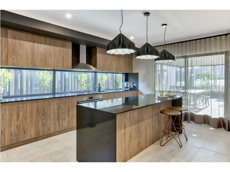 7 Tamblyn Place, Wellard WA 6170