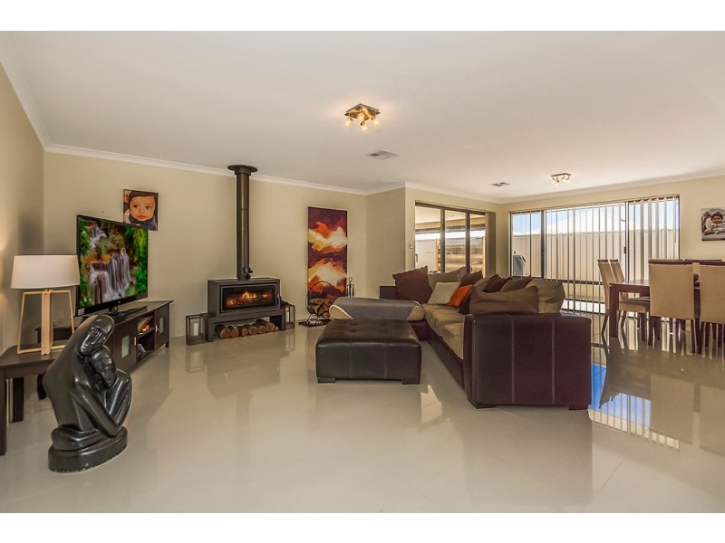 47 Westlinton Circle, Waikiki WA 6169