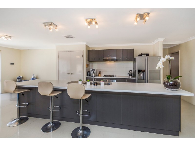 47 Westlinton Circle, Waikiki WA 6169