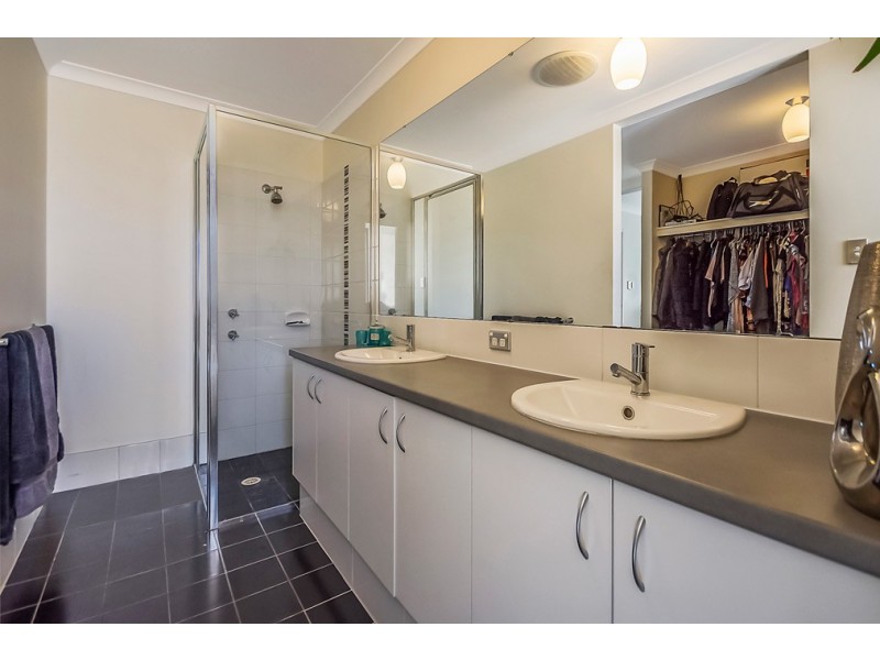 47 Westlinton Circle, Waikiki WA 6169