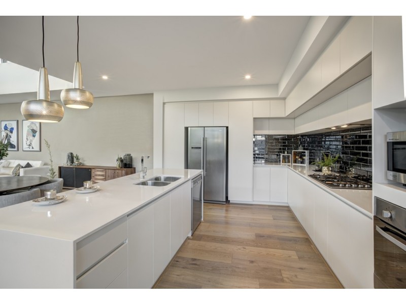 9 Barakee Road, Wandi WA 6167