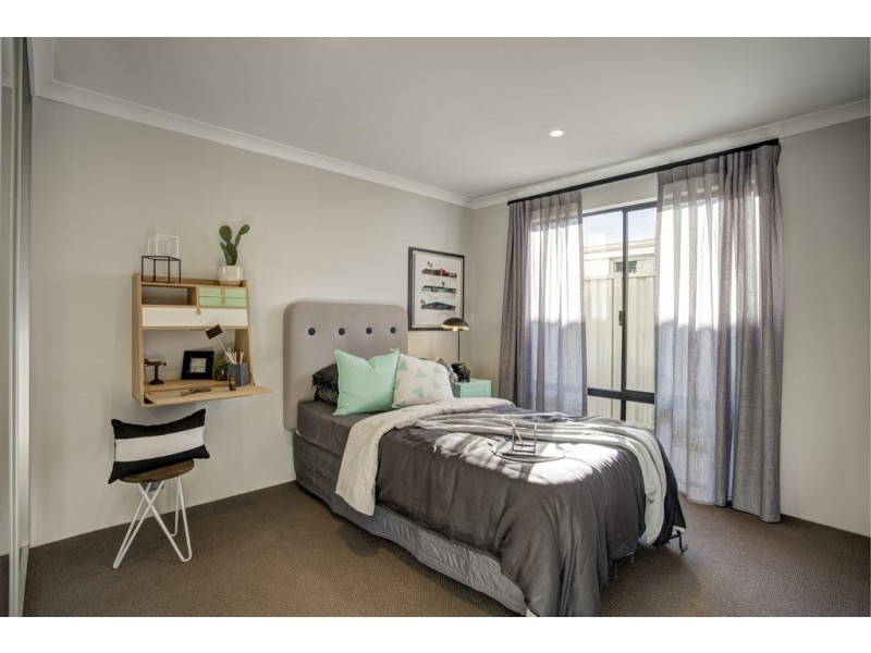 9 Barakee Road, Wandi WA 6167