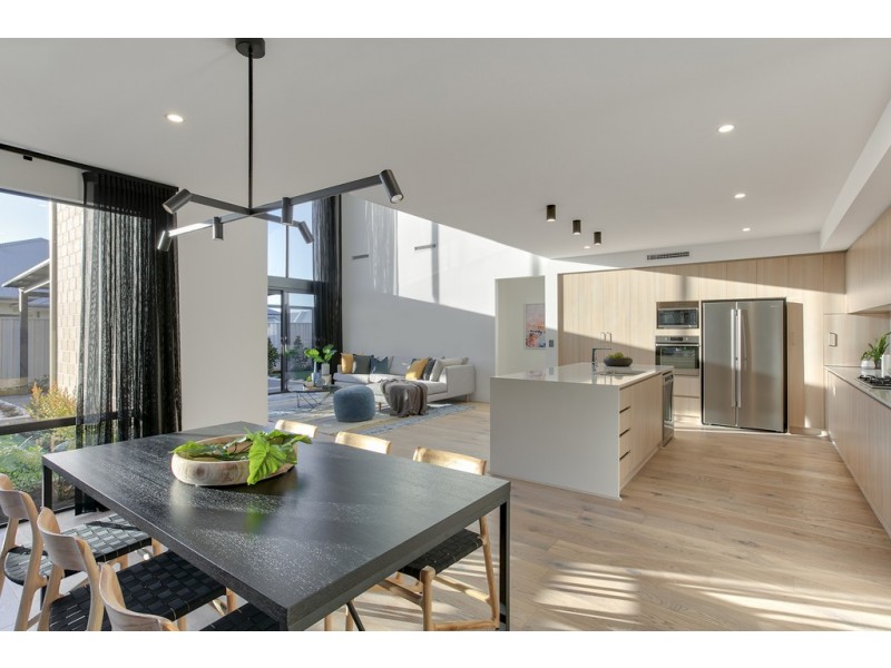 25 Calella Loop, Piara Waters WA 6112