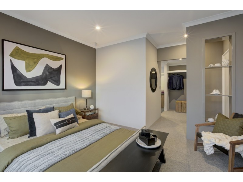 27 Calella Loop, Piara Waters WA 6112