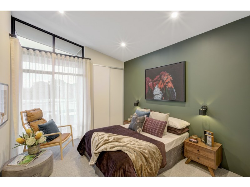 27 Calella Loop, Piara Waters WA 6112