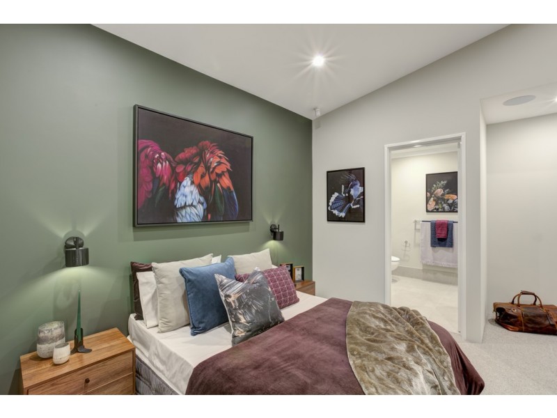 27 Calella Loop, Piara Waters WA 6112