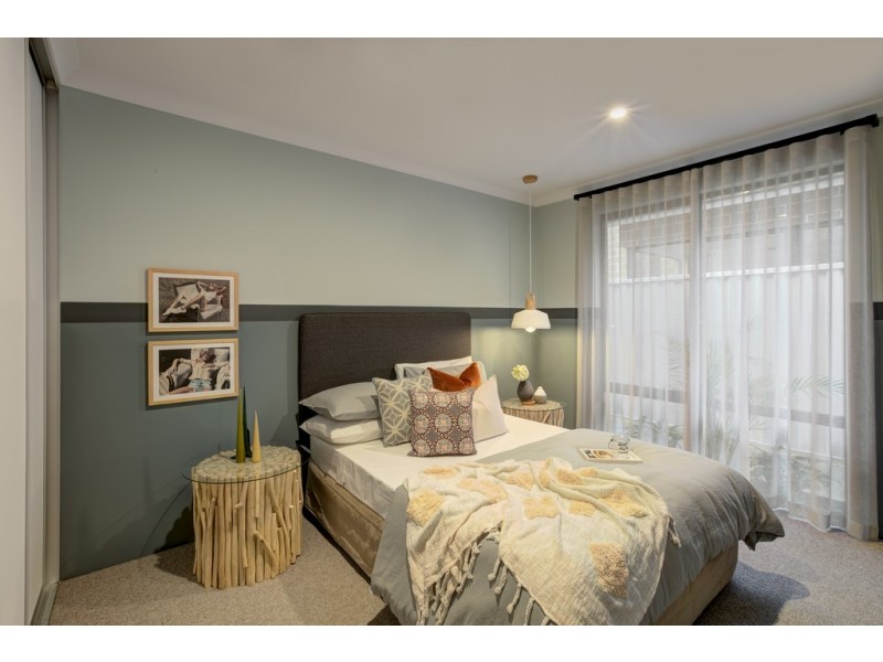 27 Calella Loop, Piara Waters WA 6112