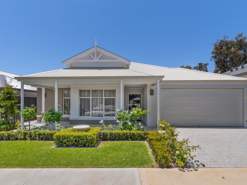 3 Gooljak Rise, Lakelands WA 6180