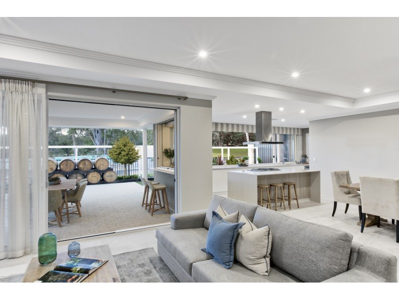 3 Gooljak Rise, Lakelands WA 6180