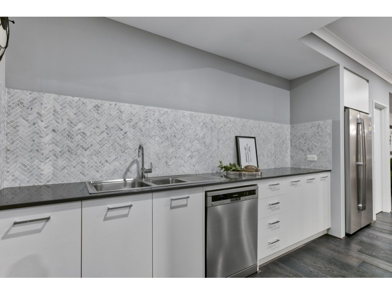 1 Quondong Street, Baldivis WA 6171