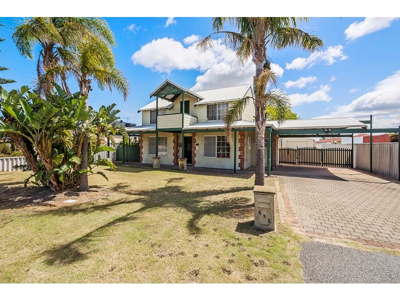 652 Safety Bay Road, Waikiki WA 6169