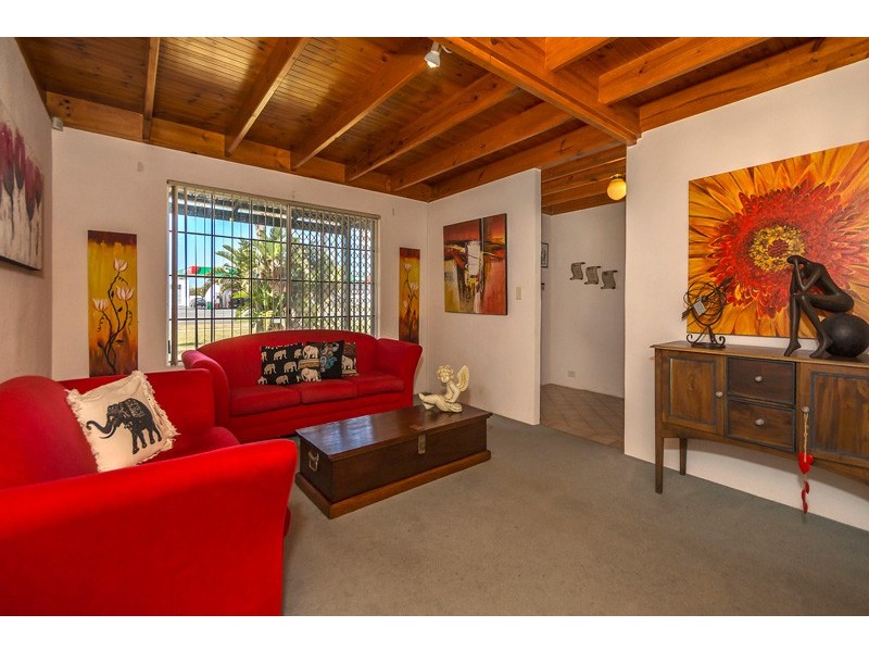 652 Safety Bay Road, Waikiki WA 6169