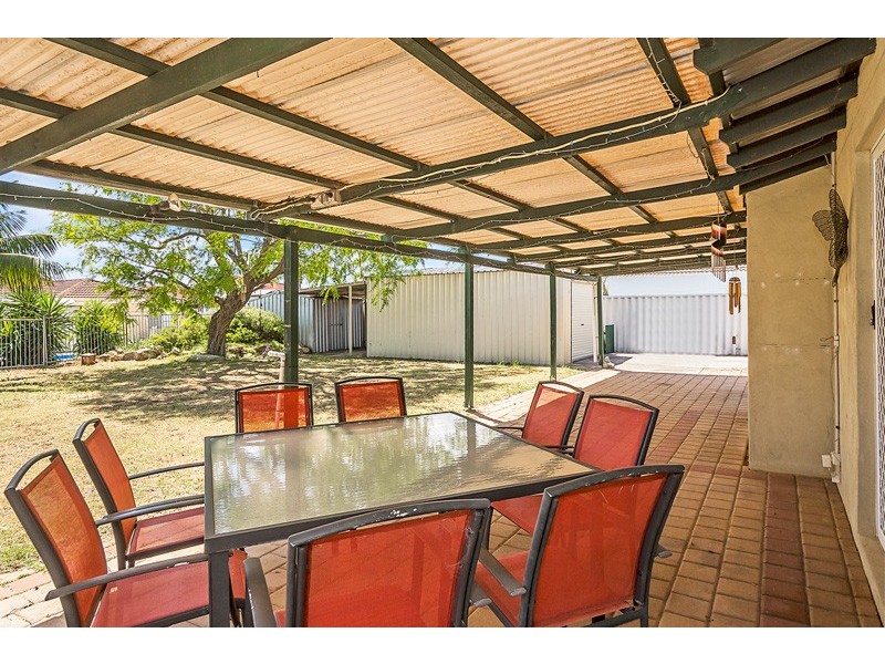 652 Safety Bay Road, Waikiki WA 6169