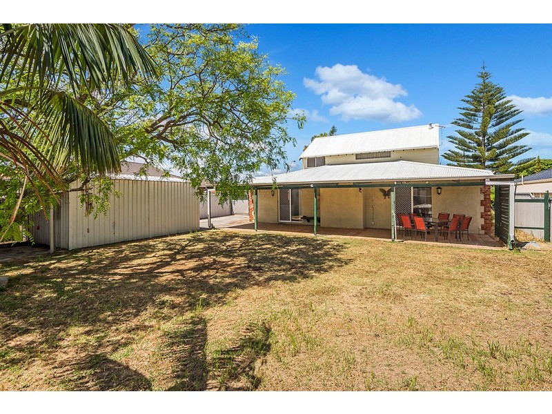 652 Safety Bay Road, Waikiki WA 6169