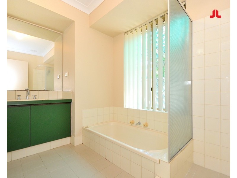 20 David Road, Waikiki WA 6169