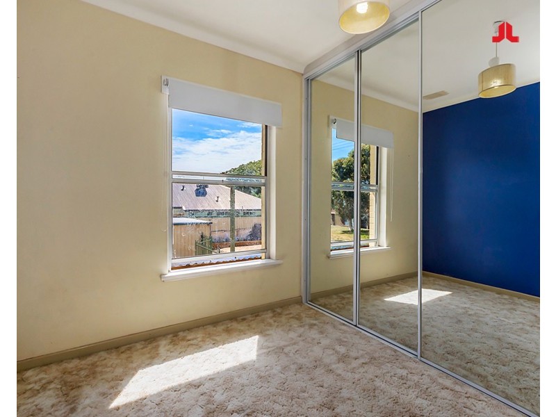 82 Leighton Road, Halls Head WA 6210