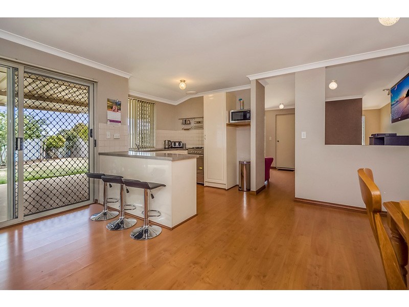 68 Gnangara Drive, Waikiki WA 6169