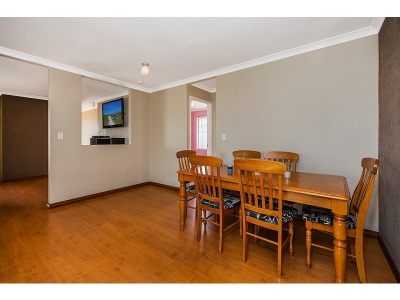 68 Gnangara Drive, Waikiki WA 6169