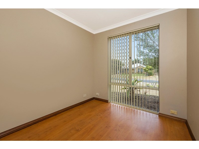 68 Gnangara Drive, Waikiki WA 6169