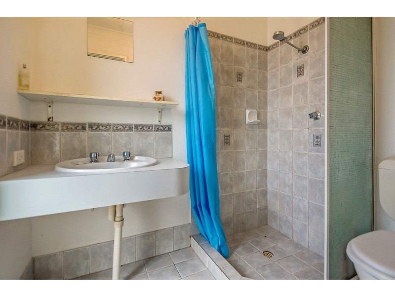 68 Gnangara Drive, Waikiki WA 6169