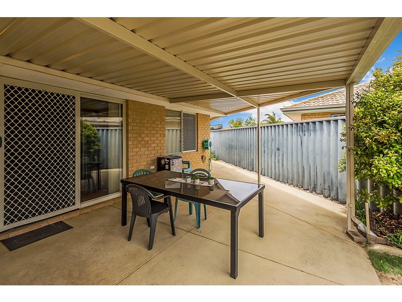68 Gnangara Drive, Waikiki WA 6169