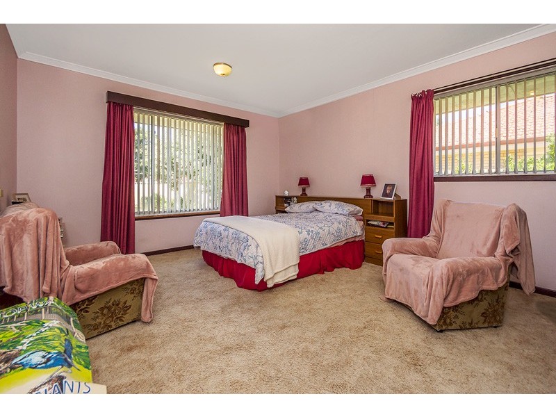 7 Gregson Street, Rockingham WA 6168