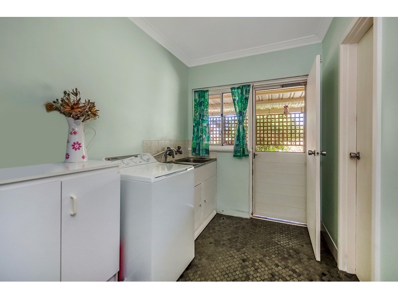 7 Gregson Street, Rockingham WA 6168